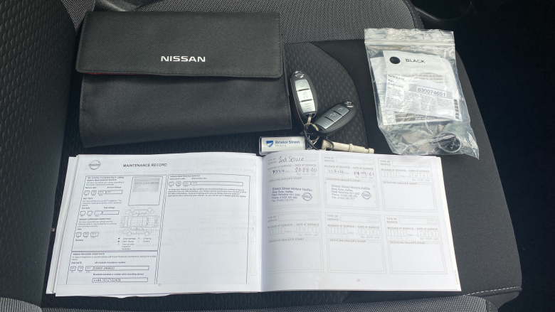 Nissan Qashqai 1.2 DiG-T N-Connecta 5dr Petrol Hatchback